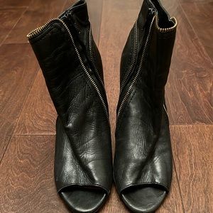 Vince Camuto Open Toe boot heel